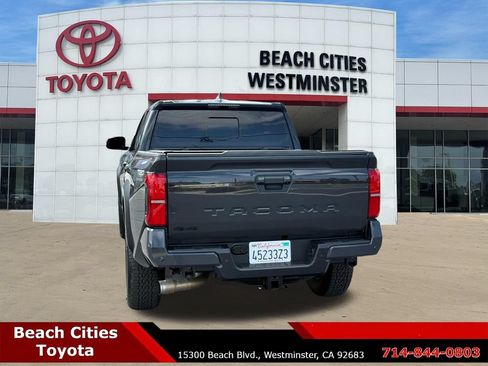 Certified 2024 Toyota Tacoma TRD Off-Road w/ TRD Off Road Upgrade Package AWD/4WD image 9