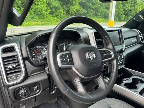 Used 2023 RAM 1500 Big Horn AWD/4WD image 16
