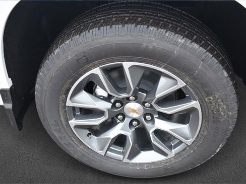 New 2026 Chevrolet Silverado 1500 LT image 11