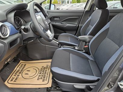 New 2025 Nissan Versa SV w/ Trunk Package