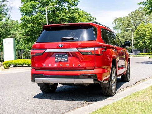 Used 2023 Toyota Sequoia Capstone AWD/4WD image 6