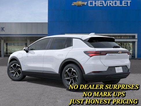 New 2026 Chevrolet Equinox EV LT w/ Comfort Package AWD/4WD image 3
