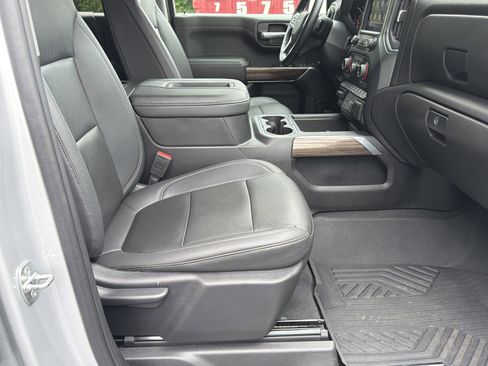 Used 2021 Chevrolet Silverado 1500 LT Trail Boss w/ Convenience Package II AWD/4WD image 13