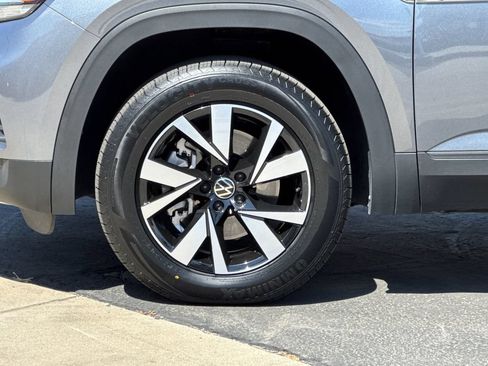 Used 2023 Volkswagen Atlas Cross Sport SE FWD image 24