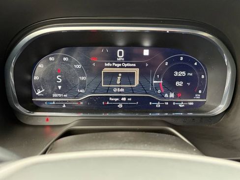 Used 2023 GMC Yukon XL AT4 w/ AT4 Premium Package image 9