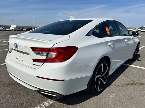 Used 2019 Honda Accord Sport image 4