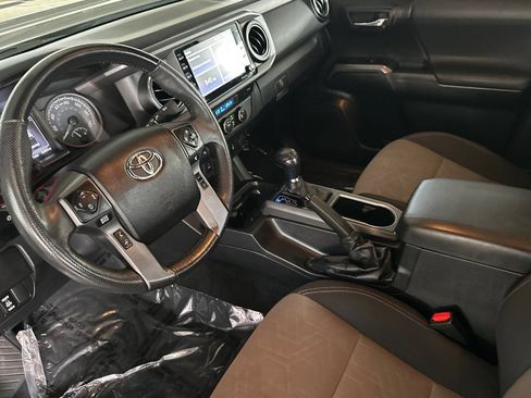 Certified 2021 Toyota Tacoma TRD Sport w/ Technology Package RWD image 10
