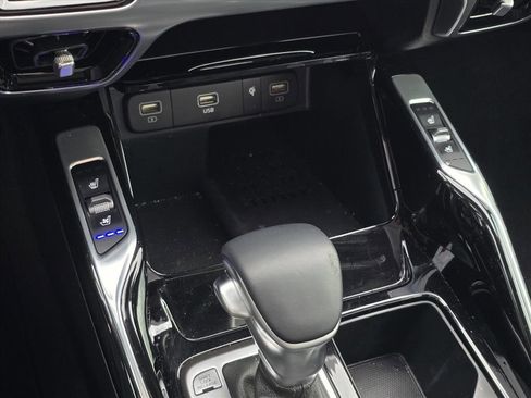 Used 2023 Kia Sorento SX image 8