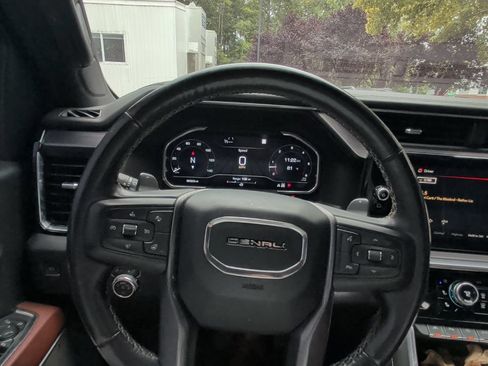 Used 2023 GMC Sierra 1500 Denali Ultimate AWD/4WD image 16