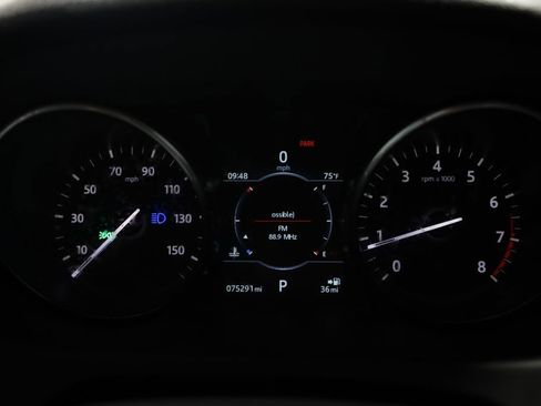 Used 2017 Land Rover Discovery Sport SE AWD/4WD image 45