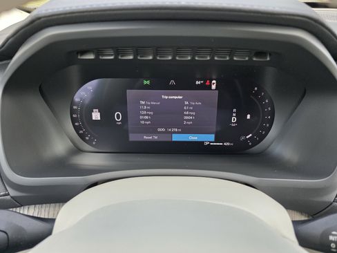 Used 2024 Volvo XC90 B6 Ultimate w/ Lounge Package image 20