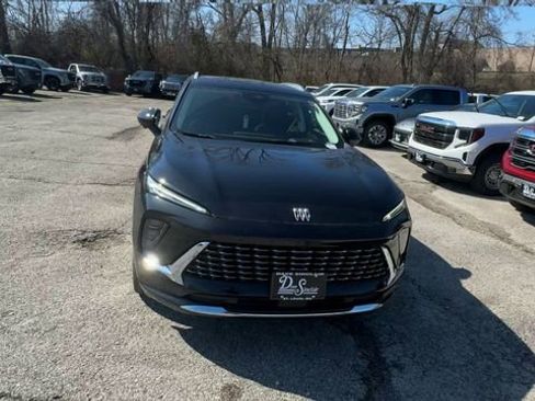 New 2026 Buick Envision Avenir image 3