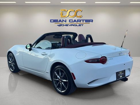 Used 2020 MAZDA MX-5 Miata 100th Anniversary RWD image 3