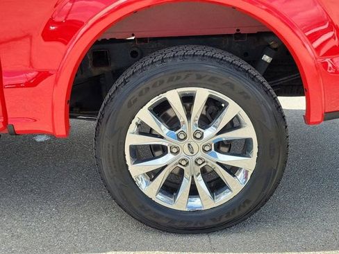 Used 2016 Ford F150 Lariat w/ Equipment Group 502A Luxury AWD/4WD image 11
