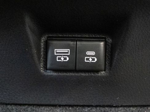New 2026 Toyota Camry XLE AWD/4WD image 33