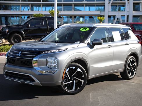 Used 2022 Mitsubishi Outlander SEL FWD image 1