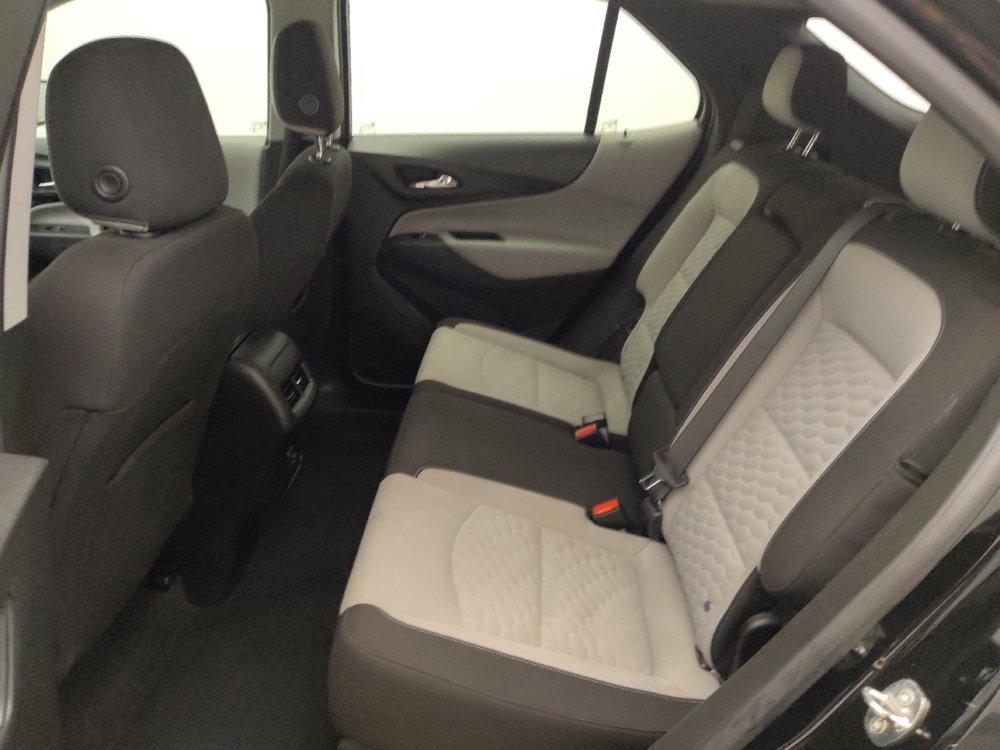 Used 2021 Chevrolet Equinox LS FWD image 18