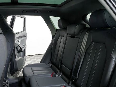 Used 2025 Audi Q5 Premium Plus image 21