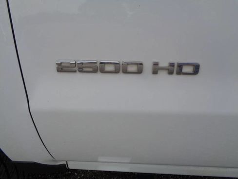 Used 2015 Chevrolet Silverado 2500 LT w/ LT Convenience Package image 20