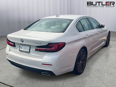 Certified 2023 BMW 530i w/ Premium Package image 8