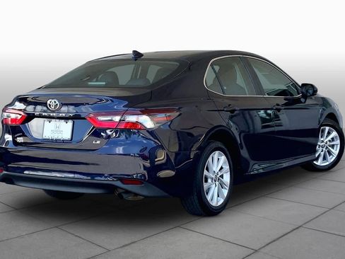Used 2022 Toyota Camry LE FWD image 13