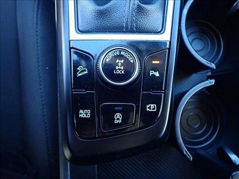 Used 2024 Kia Sportage LX image 20