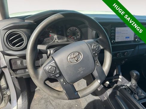 Used 2020 Toyota Tacoma SR image 12