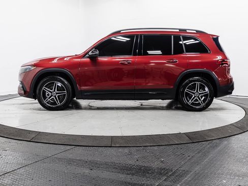 Used 2024 Mercedes-Benz EQB 300 300 image 4