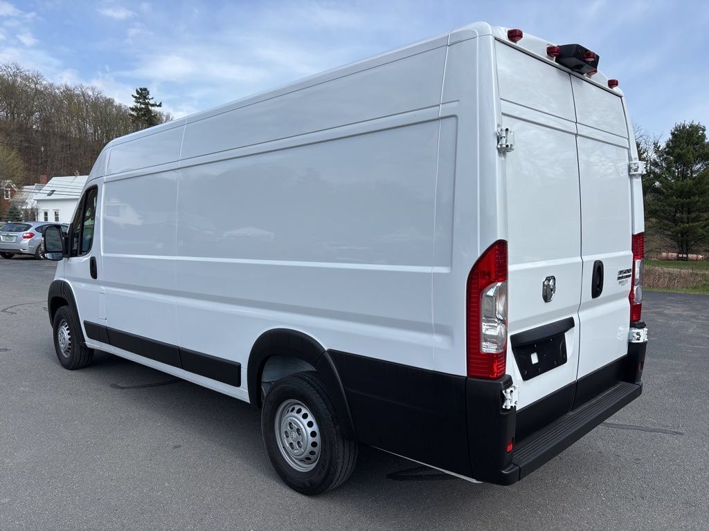 Used 2025 RAM ProMaster 3500 w/ Safety Group FWD image 3