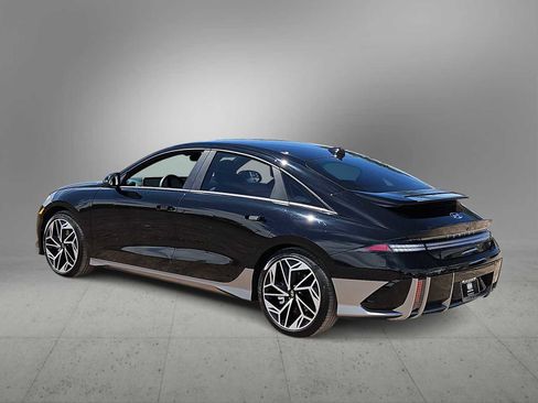 Used 2024 Hyundai Ioniq 6 Limited RWD image 6