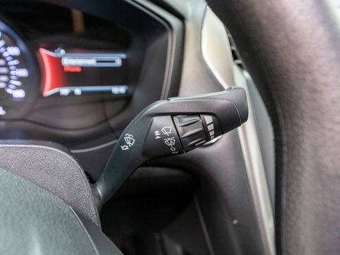 Used 2018 Ford Fusion SE FWD image 24