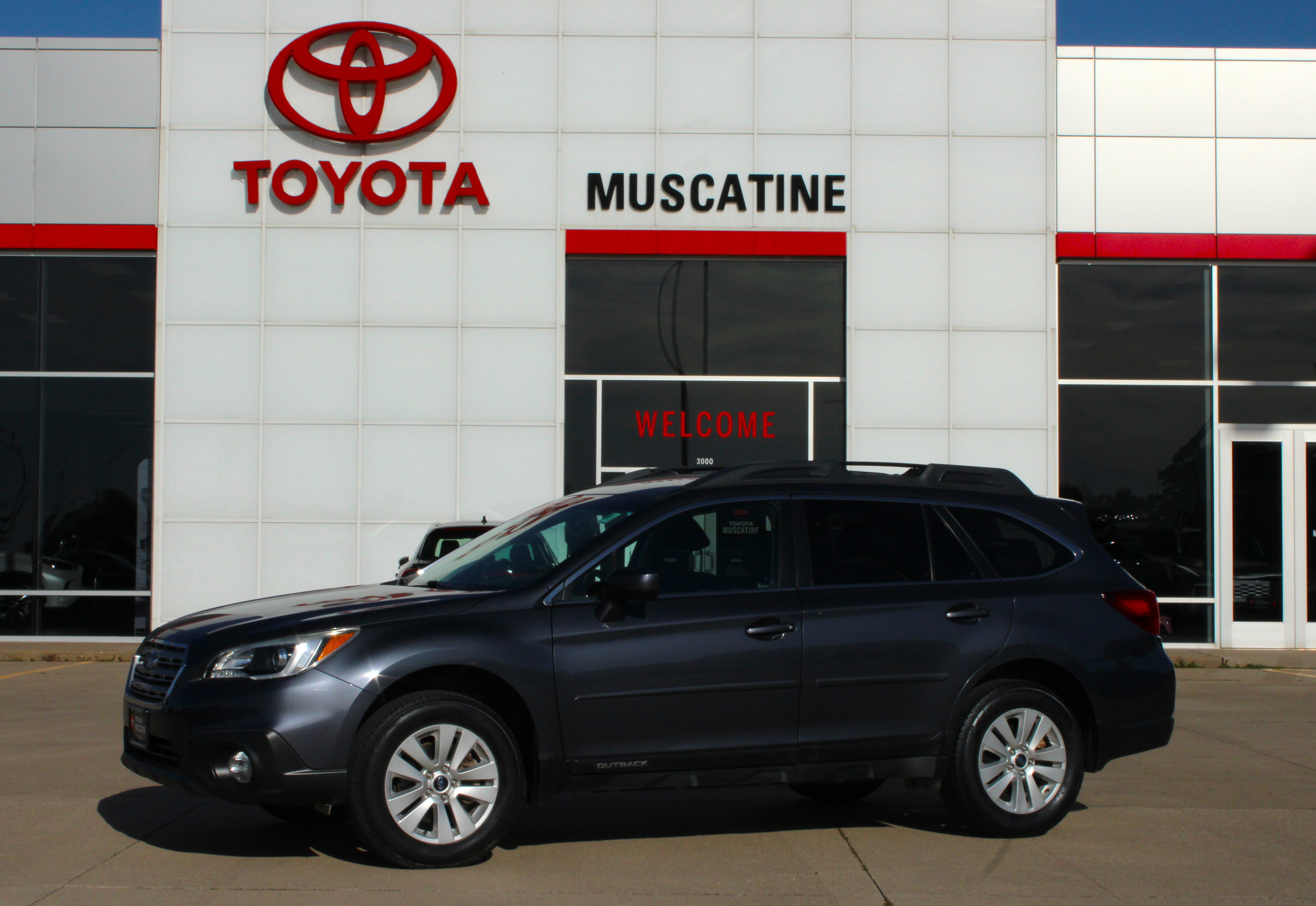 Used 2015 Subaru Outback 2.5i Premium AWD/4WD image 1