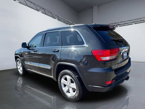 Used 2011 Jeep Grand Cherokee Laredo image 5