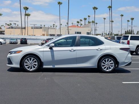 Used 2024 Toyota Camry LE FWD image 9