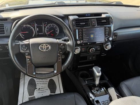 Used 2023 Toyota 4Runner TRD Off-Road Premium AWD/4WD image 24