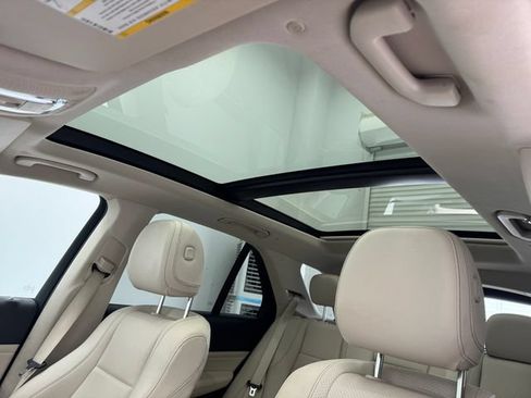 Used 2022 Mercedes-Benz GLE 350 image 5