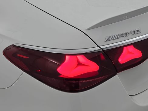 New 2026 Mercedes-Benz E 53 AMG e 4MATIC Sedan image 33