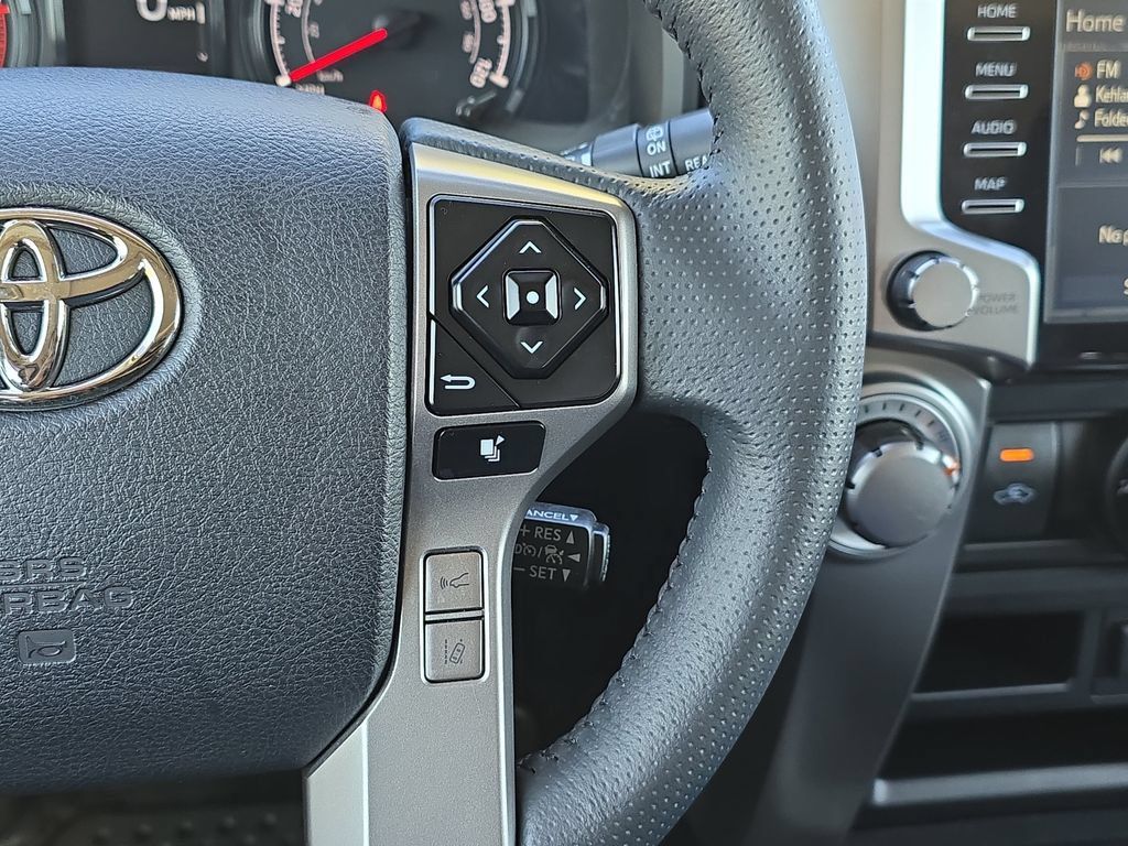 Used 2022 Toyota 4Runner SR5 Premium w/ Moonroof Package AWD/4WD image 20