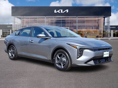 Certified 2025 Kia K4 LXS