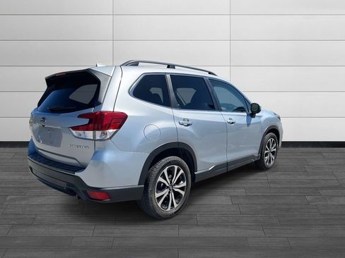 Used 2019 Subaru Forester Limited image 3