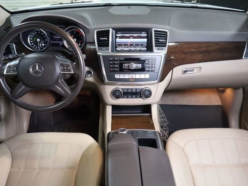 Used 2013 Mercedes-Benz GL 320 BlueTEC 4MATIC image 18