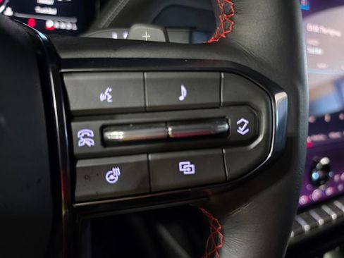 Used 2026 GMC Yukon AT4 Ultimate w/ LPO, Floor Liner Package AWD/4WD image 39