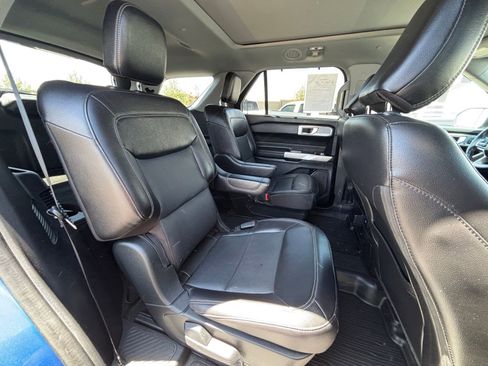 Used 2022 Ford Explorer Limited AWD/4WD image 23