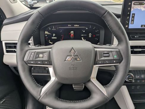 New 2026 Mitsubishi Outlander SEL FWD image 35