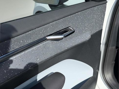 New 2026 Volvo EX30 Ultra w/ Protection Package Premier image 16