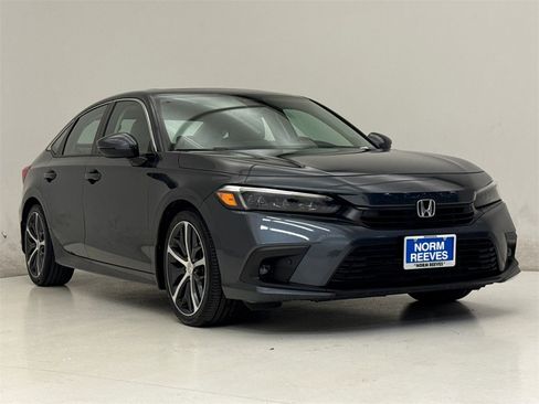 Certified 2024 Honda Civic Touring image 4