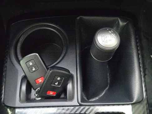 Used 2021 Toyota 4Runner TRD Off-Road image 32