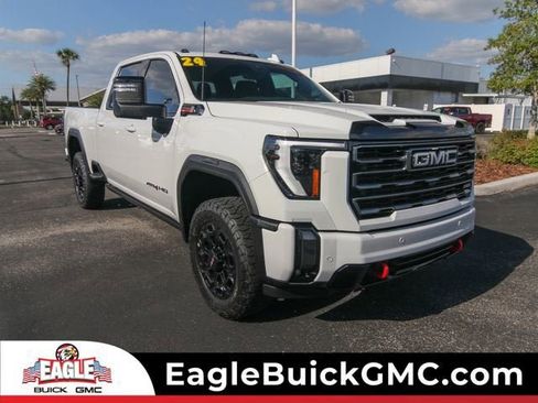 Used 2024 GMC Sierra 2500 AT4 w/ Technology Package AWD/4WD image 1