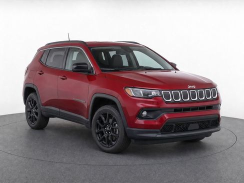 Used 2022 Jeep Compass Latitude AWD/4WD image 29