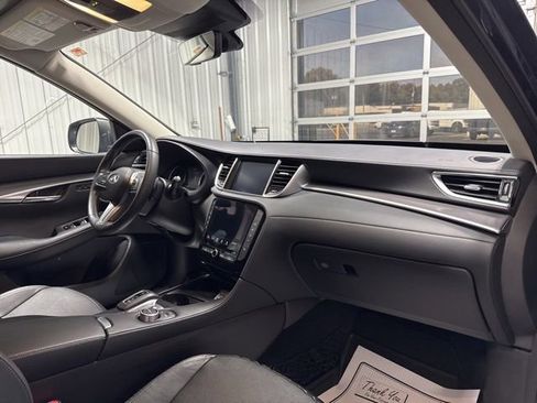 Used 2023 INFINITI QX50 Luxe w/ Cargo Package AWD/4WD image 25
